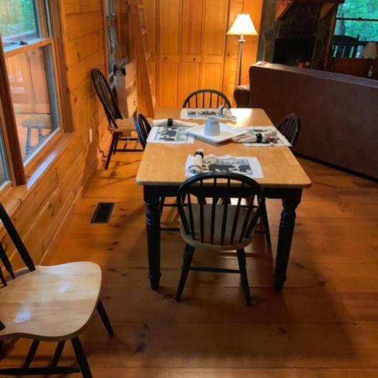 Вілла Mountain Time Cabin, Hot Tub, Fire Pit, Fireplace Блу-Ридж Екстер'єр фото